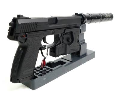 Модель пистолета Tokyo Marui MK23 SOCOM GNB Black (такт.фонарь, кейс, модератор)