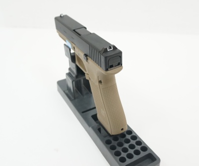 Модель пистолета WE Glock-17 gen4 WE-G001B-TAN металл Tan