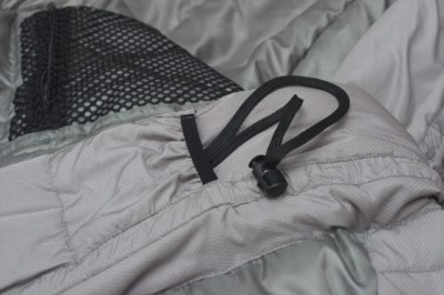 Спальный мешок Alexika MOUNTAIN WIDE зеленый правый 9222.0101131