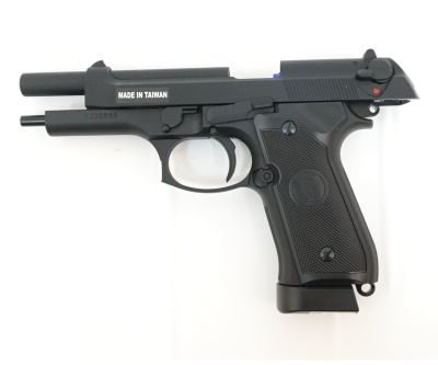 Модель пистолета (KJW) M9.CO2 M9 GBB GO2 Black
