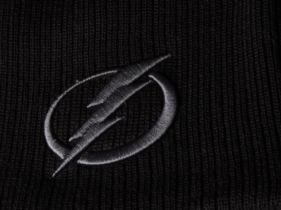 Шапка NHL Tampa Bay Lightning 59068 - Магазин снаряжения для активного отдыха «Адреналин спорт».